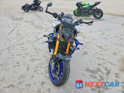 Drugie zdjęcie samochodu z przodu: 2024 YAMAHA MT09 SP VIN:JYARN95E5RA000581 - miniatura