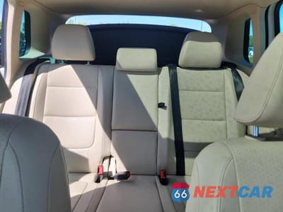 Zdjęcie 10 z 13 samochodu: 2016 VOLKSWAGEN TIGUAN S VIN:WVGAV7AX7GW509189 - miniatura