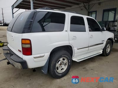 Trzecie zdjęcie samochodu z tyłu: 2000 GMC YUKON VIN:1GKEK13T0YJ211639 - miniatura