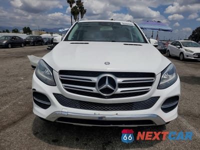 Piąte zdjęcie samochodu w środku: 2016 MERCEDES-BENZ GLE 350 VIN:4JGDA5JB7GA694553 - miniatura