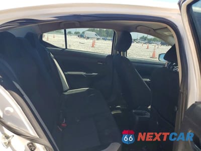 Zdjęcie 10 z 12 samochodu: 2021 NISSAN VERSA SV VIN:3N1CN8EV9ML825046 - miniatura