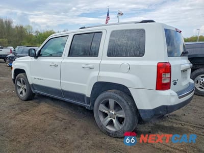 Drugie zdjęcie samochodu z przodu: 2017 JEEP PATRIOT LATITUDE VIN:1C4NJRFB9HD155554 - miniatura