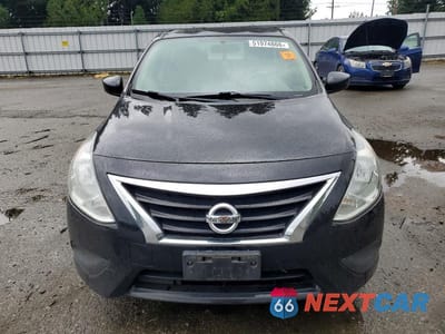 Piąte zdjęcie samochodu w środku: 2019 NISSAN VERSA SV VIN:3N1CN7AP7KL876396 - miniatura