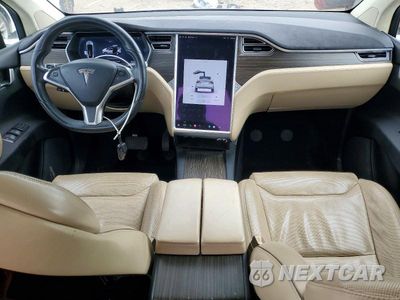 Zdjęcie 8 z 13 samochodu: 2016 TESLA MODEL X VIN:5YJXCBE26GF015903 - miniatura