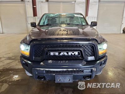 Piąte zdjęcie samochodu w środku: 2019 RAM 1500 CLASSIC SLT VIN:1C6RR7GG2KS671418 - miniatura