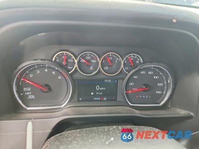 Zdjęcie 9 z 12 samochodu: 2021 CHEVROLET SILVERADO K1500 LT VIN:1GCUYDEDXMZ185320 - miniatura