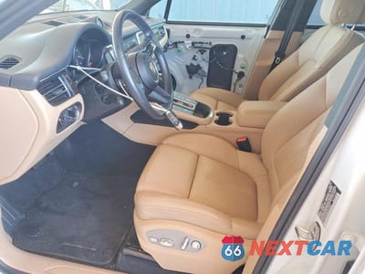 Zdjęcie 7 z 14 samochodu: 2025 PORSCHE MACAN BASE VIN:WP1AA2A53SLB01069 - miniatura
