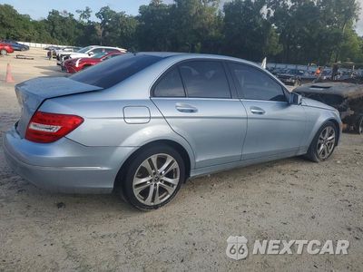 Trzecie zdjęcie samochodu z tyłu: 2013 MERCEDES-BENZ C 250 VIN:WDDGF4HB6DR264664 - miniatura