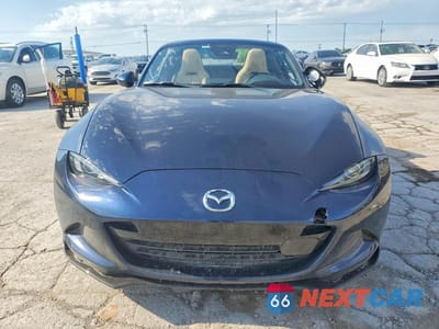 Piąte zdjęcie samochodu w środku: 2025 MAZDA MX-5 MIATA GRAND TOURING VIN:JM1NDAM71S0657223 - miniatura