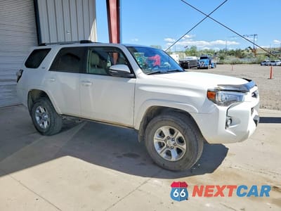 Czwarte zdjęcie samochodu z boku: 2022 TOYOTA 4RUNNER SR5 PREMIUM VIN:JTENU5JR4N5980598 - miniatura