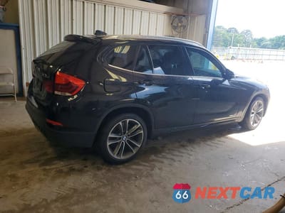 Trzecie zdjęcie samochodu z tyłu: 2013 BMW X1 XDRIVE35I VIN:WBAVM5C53DVV89582 - miniatura