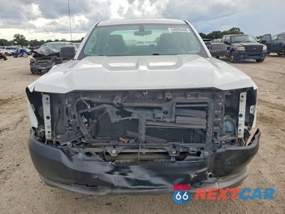 Piąte zdjęcie samochodu w środku: 2017 CHEVROLET SILVERADO K1500 VIN:1GCVKNEC0HZ315565 - miniatura