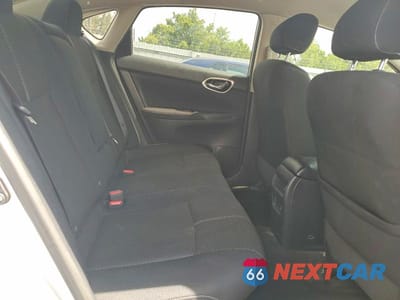 Zdjęcie 10 z 12 samochodu: 2014 NISSAN SENTRA S VIN:3N1AB7AP3EY261786 - miniatura