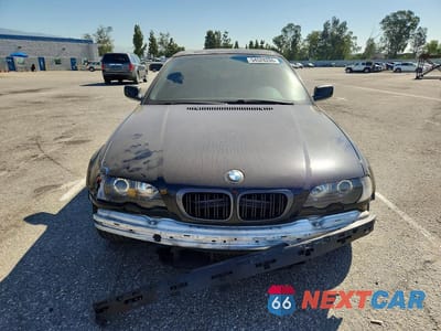 Piąte zdjęcie samochodu w środku: 2003 BMW 325 CI VIN:WBABN33443PJ98133 - miniatura