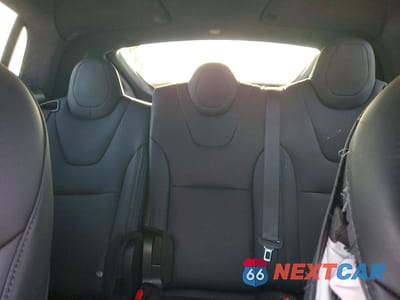 Zdjęcie 10 z 13 samochodu: 2024 TESLA MODEL X VIN:7SAXCAE59RF442017 - miniatura