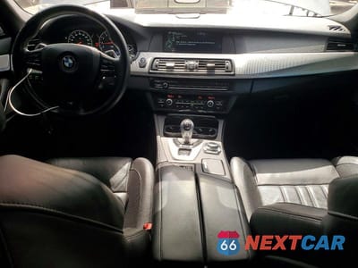 Zdjęcie 8 z 12 samochodu: 2013 BMW M5 VIN:WBSFV9C54DC773316 - miniatura
