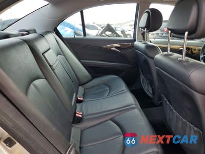 Zdjęcie 10 z 12 samochodu: 2007 MERCEDES-BENZ E 350 4MATIC VIN:WDBUF87X67X215285 - miniatura