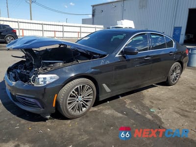 2018 BMW 530 XI WBAJA7C56JWC77056 - główne zdjęcie licytacji z USA - miniatura