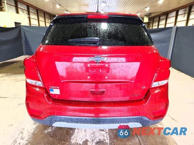 Zdjęcie 6 z 13 samochodu: 2019 CHEVROLET TRAX 1LT VIN:3GNCJLSB5KL400711 - miniatura