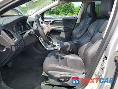 Zdjęcie 7 z 14 samochodu: 2017 VOLVO XC60 T5 DYNAMIC VIN:YV440MDR5H2226159 - miniatura
