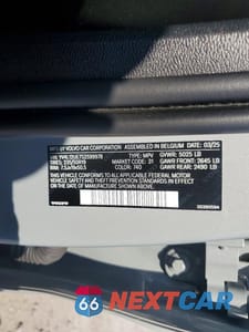 Zdjęcie 14 z 14 samochodu: 2025 VOLVO XC40 PLUS VIN:YV4L12UE7S2599978 - miniatura