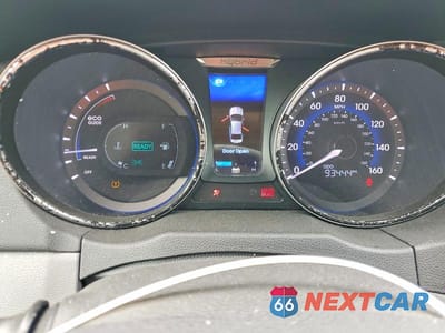 Zdjęcie 9 z 13 samochodu: 2012 HYUNDAI SONATA HYBRID VIN:KMHEC4A40CA043897 - miniatura