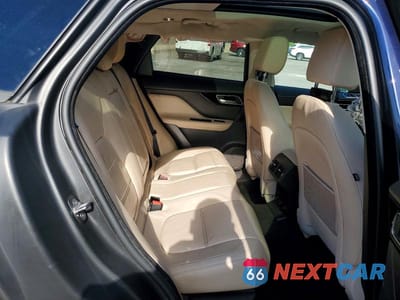 Zdjęcie 11 z 13 samochodu: 2019 JAGUAR F-PACE PRESTIGE VIN:SADCK2FX9KA367357 - miniatura