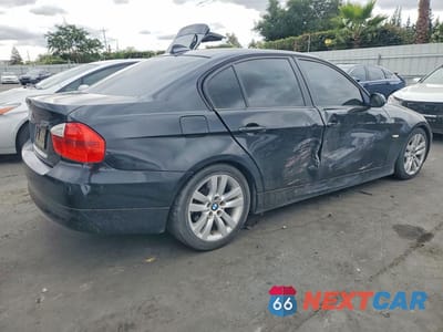 Trzecie zdjęcie samochodu z tyłu: 2008 BMW 328 I SULEV VIN:WBAVC53588FZ82710 - miniatura