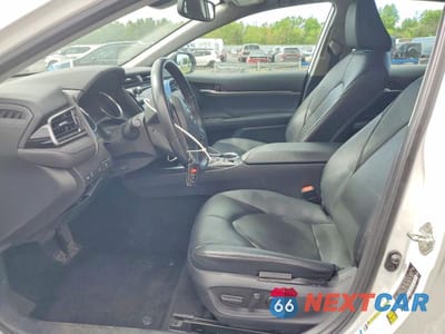 Zdjęcie 7 z 13 samochodu: 2020 TOYOTA CAMRY XLE VIN:4T1F11BK4LU010972 - miniatura