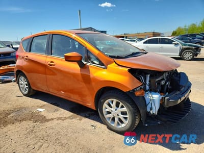 Czwarte zdjęcie samochodu z boku: 2018 NISSAN VERSA NOTE S VIN:3N1CE2CP5JL371231 - miniatura