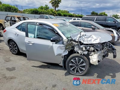 Czwarte zdjęcie samochodu z boku: 2018 TOYOTA COROLLA LE VIN:2T1BURHE0JC020905 - miniatura