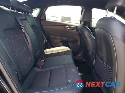 Zdjęcie 10 z 13 samochodu: 2024 KIA FORTE GT LINE VIN:3KPF54AD7RE786601 - miniatura