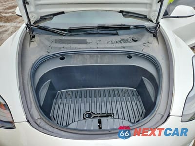 Zdjęcie 11 z 12 samochodu: 2022 TESLA MODEL 3 VIN:5YJ3E1EB5NF117595 - miniatura