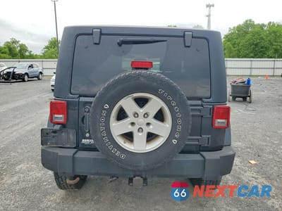Zdjęcie 6 z 13 samochodu: 2010 JEEP WRANGLER SPORT VIN:1J4AA2D14AL102475 - miniatura