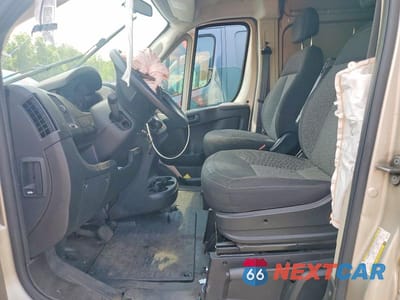 Zdjęcie 7 z 14 samochodu: 2021 RAM PROMASTER 2500 DELIVERY VAN VIN:3C6LRVDG4ME579134 - miniatura