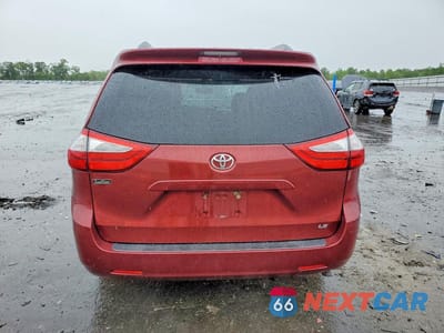 Zdjęcie 6 z 13 samochodu: 2016 TOYOTA SIENNA LE VIN:5TDKK3DC4GS716934 - miniatura