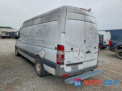 Drugie zdjęcie samochodu z przodu: 2012 MERCEDES BENZ SPRINTER 2500 DELIVERY VAN VIN:WD3PE8CB6C5693007 - miniatura