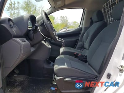 Zdjęcie 7 z 13 samochodu: 2019 NISSAN NV200 SV VIN:3N6CM0KN7KK706529 - miniatura