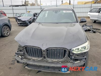 Piąte zdjęcie samochodu w środku: 2019 BMW X3 SDRIVE30I VIN:5UXTR7C54KLE97169 - miniatura