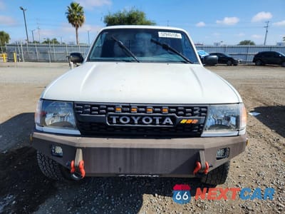 Piąte zdjęcie samochodu w środku: 1999 TOYOTA TACOMA XTRACAB PRERUNNER VIN:4TASN92N6XZ416126 - miniatura