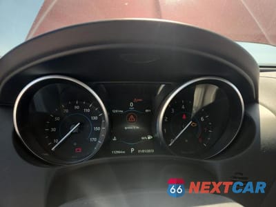 Zdjęcie 9 z 12 samochodu: 2017 JAGUAR XE R - SPORT VIN:SAJAL4BV0HA948627 - miniatura