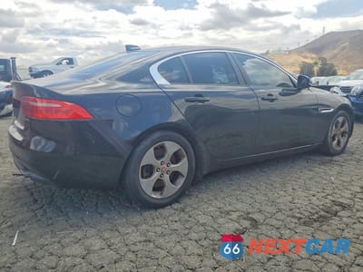 Trzecie zdjęcie samochodu z tyłu: 2017 JAGUAR XE VIN:SAJAR4BG8HA962887 - miniatura