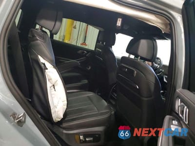 Zdjęcie 11 z 13 samochodu: 2025 BMW X7 M60I VIN:5UX33EM02S9Y23621 - miniatura