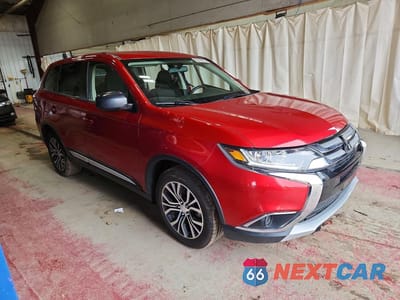 Czwarte zdjęcie samochodu z boku: 2018 MITSUBISHI OUTLANDER SE VIN:JA4AZ3A39JZ053467 - miniatura