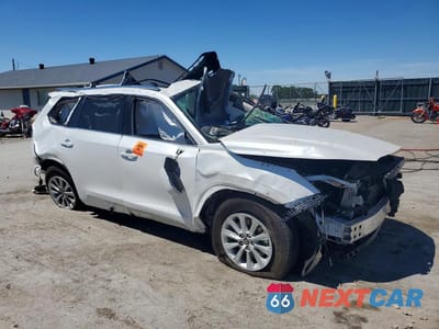 Czwarte zdjęcie samochodu z boku: 2025 TOYOTA GRAND HIGHLANDER HYBRID XLE VIN:5TDACAB53SS054483 - miniatura