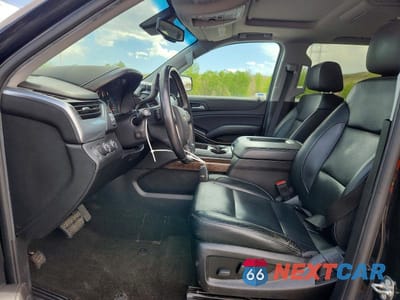 Zdjęcie 7 z 13 samochodu: 2018 CHEVROLET SUBURBAN K1500 LT VIN:1GNSKHKC2JR116992 - miniatura