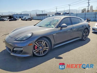 2013 PORSCHE PANAMERA GTS WP0AF2A75DL076568 - główne zdjęcie licytacji z USA - miniatura