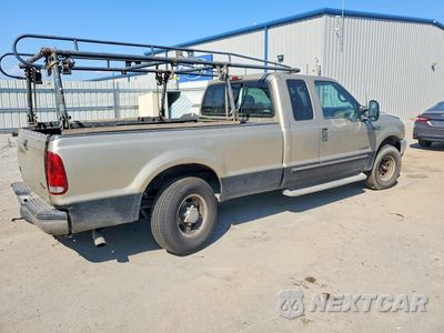 Trzecie zdjęcie samochodu z tyłu: 2000 FORD F250 SUPER DUTY VIN:1FTNX20F3YEA45157 - miniatura