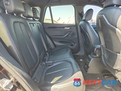 Zdjęcie 10 z 12 samochodu: 2018 BMW X1 XDRIVE28I VIN:WBXHT3C38J5K28093 - miniatura