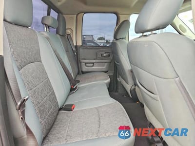 Zdjęcie 10 z 12 samochodu: 2018 RAM 1500 SLT VIN:1C6RR7GG7JS311303 - miniatura